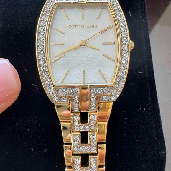 Wittnauer by Bulova Gold watch - Picture 5 of 10